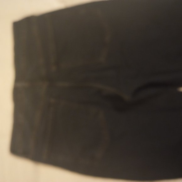 Old Navy High Waist Jeans - Picture 4 of 4